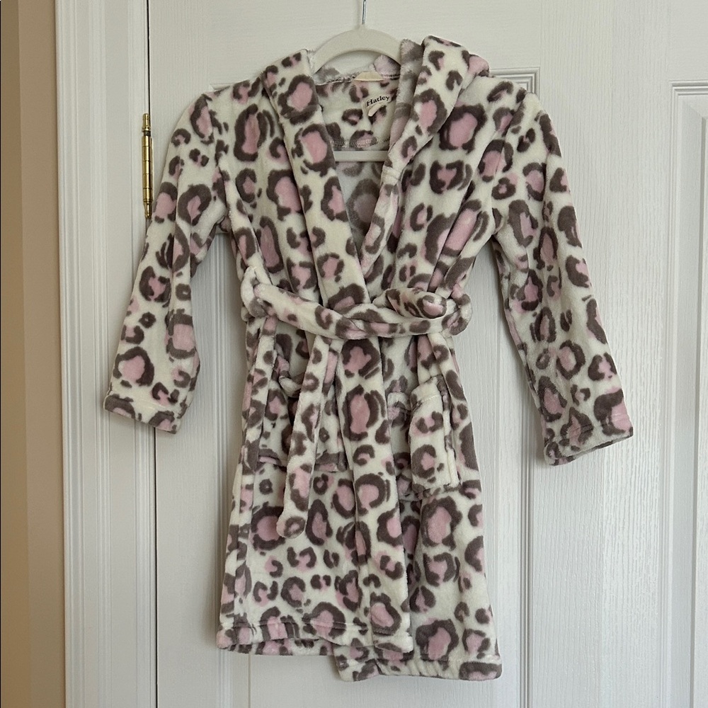 Hatley Girls “Painted Leopard’ Fleece Robe - Picture 2 of 9
